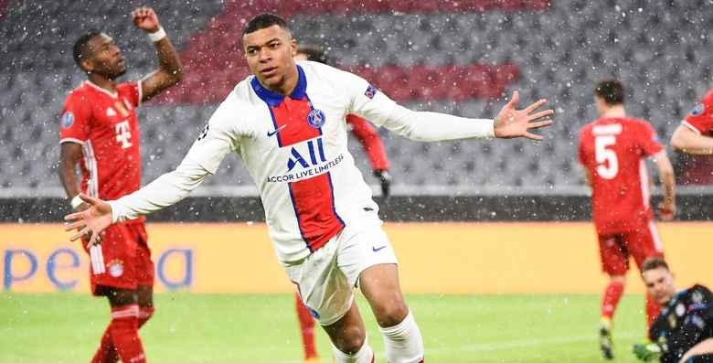 Mbappé le clavó un doblete al Bayern y puso al PSG a un paso de las