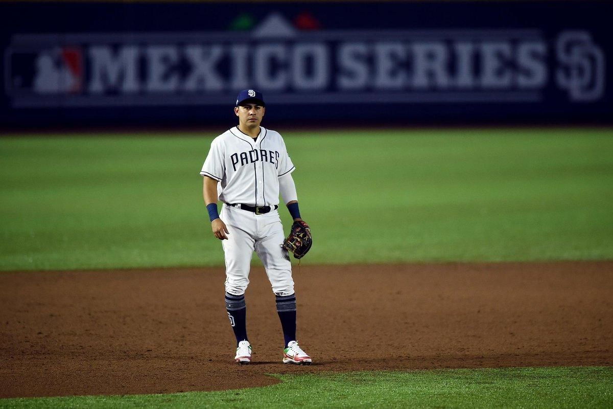 Christian Villanueva San Diego Padres MLB Grandes Ligas Béisbol Monterrey México