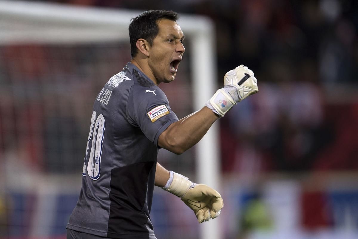 Rodolfo Cota León Pachuca Chivas Apertura 2018