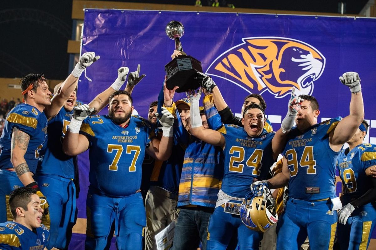 Auténticos Tigres UANL Burros Blancos de IPN ONEFA Liga Mayor