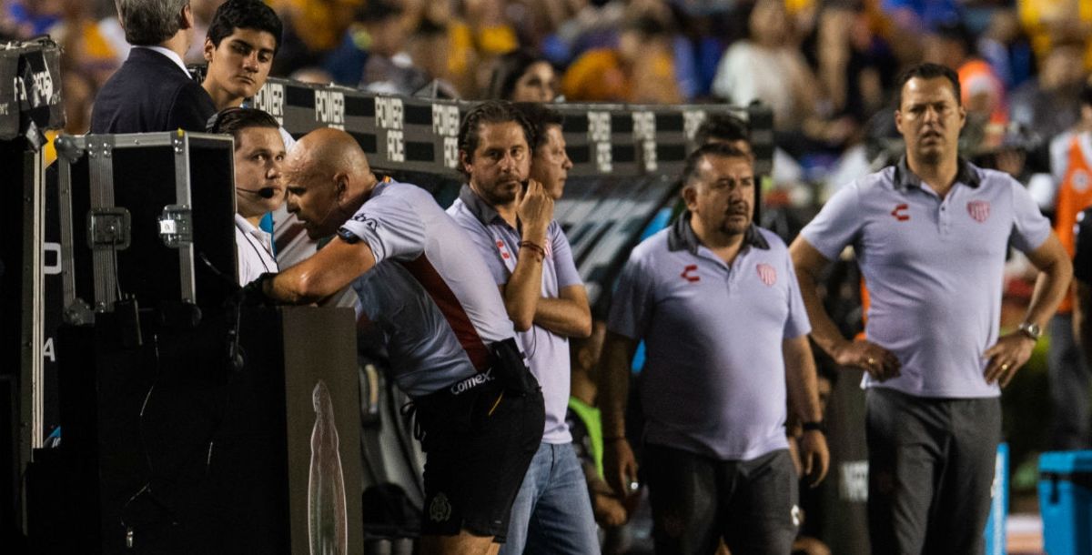 Liga MX Francisco Chacón Tigres Necaxa VAR