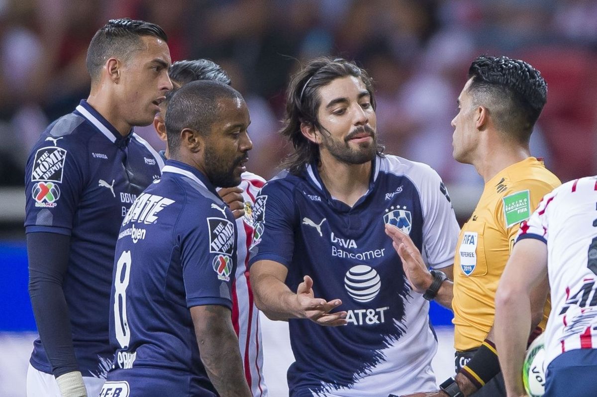 Rodolfo Pizarro Liga MX Clásico Regio Chivas Guadalajara Monterrey Rayados Jornada 9