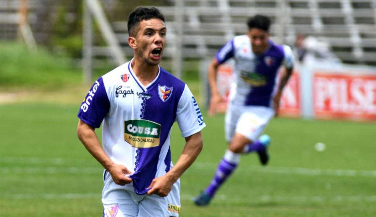 Leonardo Fernández Tigres Liga MX Clausura 2019 Uruguay Club Atlético Fénix
