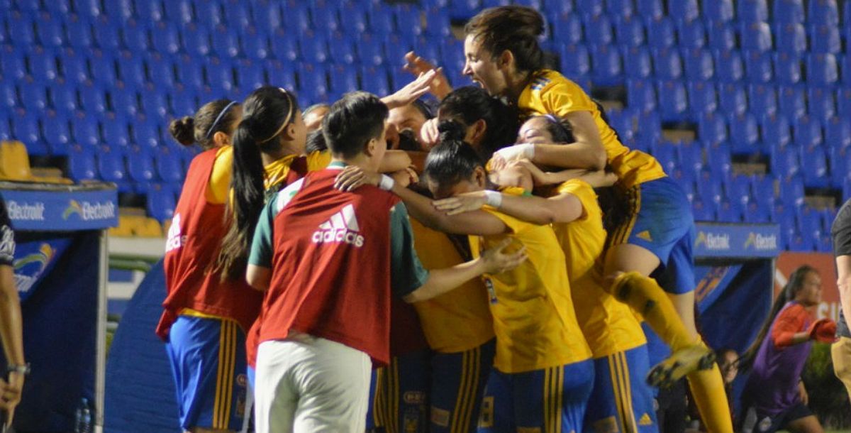 Tigres Femenil Chiva despedida Uni aficion