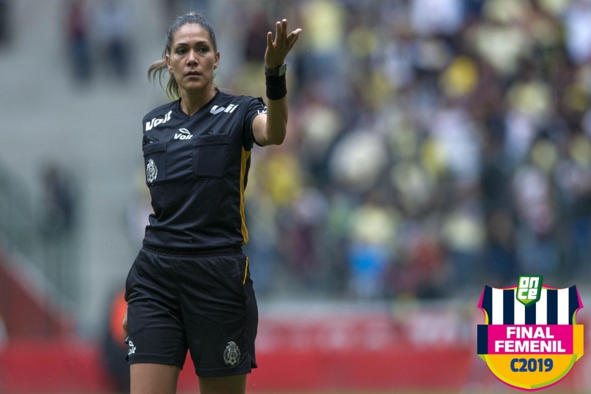 rayadas, tigres, monterrey, felinas, uanl, la pandilla, Diana Stephanía Pérez Borja, arbitro central, partido de vuelta final, clausura 2019, estadio bbva,