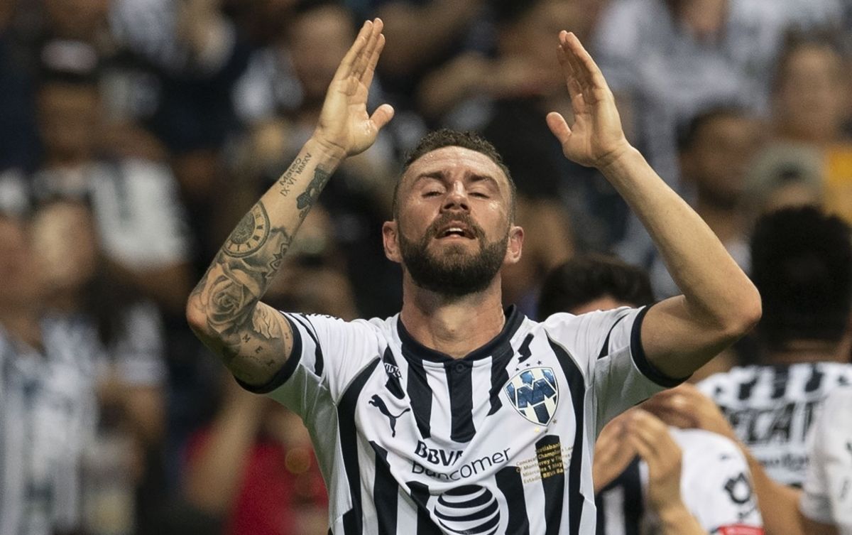 Miguel Layún Rayados Monterrey Liga MX Cáncer