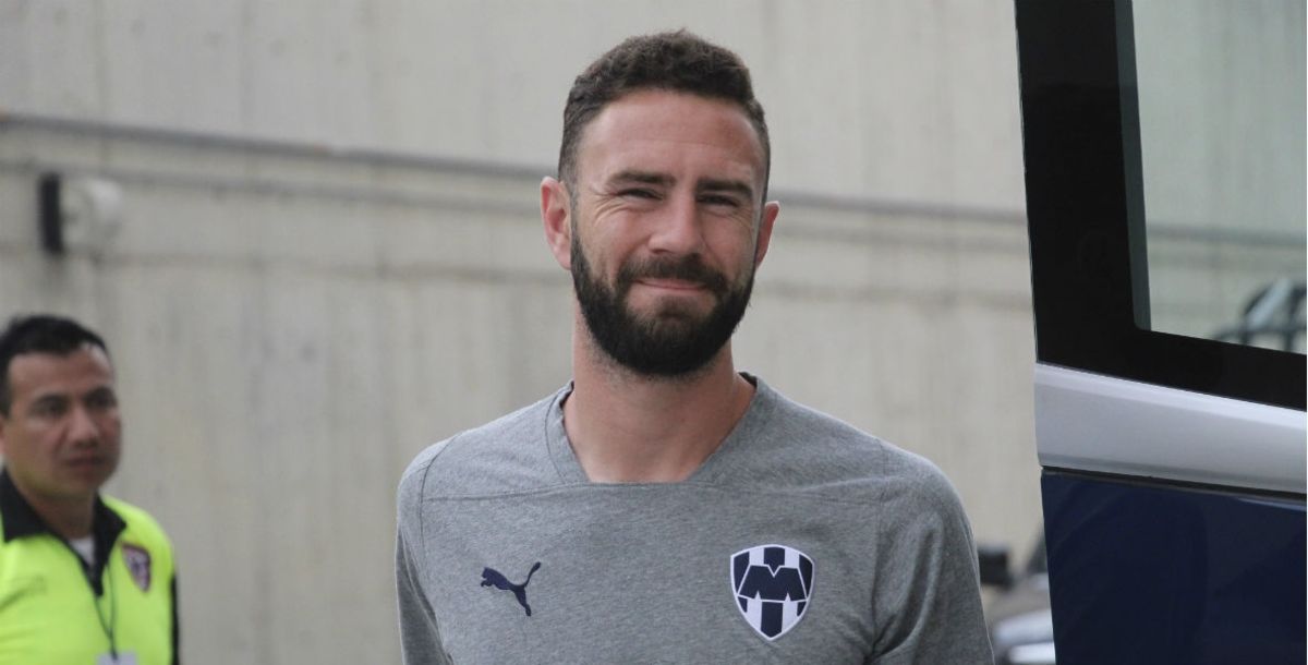 miguel layún, trabajo en campo, pretemporada, reposo, operación, rayados, la pandilla, apertura 2019, monterrey,