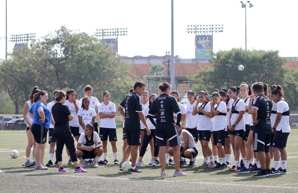 Roberto Medina Tigres Jornada 3 Santos Laguna ONCE Inicial Tigres Femenil Liga MX Femenil Apertura 2019