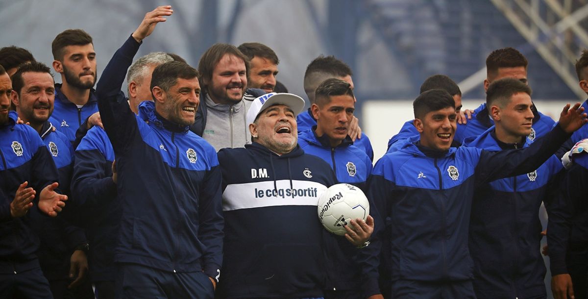Diego Maradona Gimnasia Esgrima La Plata