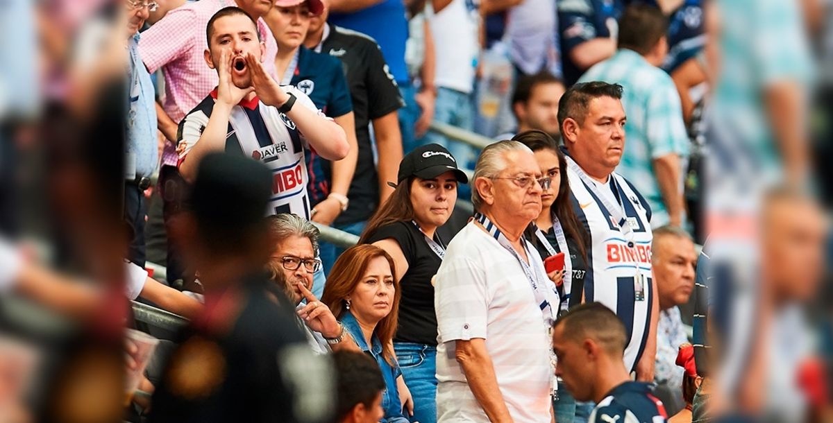 Jorge Urdiales Rayados Foto Necaxa Liga MX Abucheos Afición