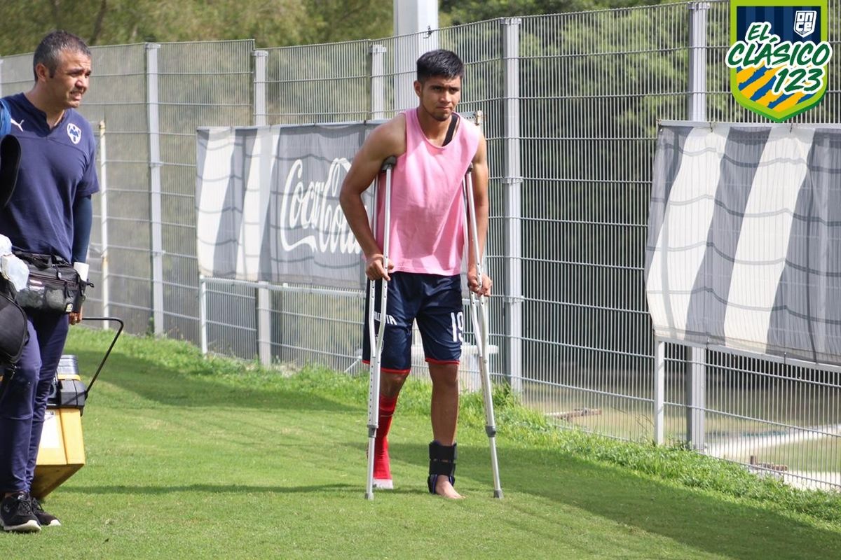 tigres, monterrey, Patrick Ogama, Luis Sánchez, cambio, apertura 2019, jornada 12, clasico regio, sub 20, salio en muletas, 