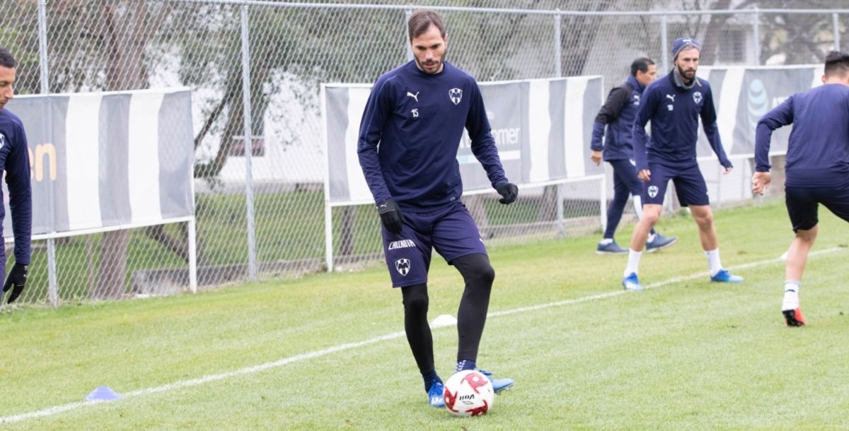 Liga MX, rayados, alineacion, entrenamiento, el barrial, juarez, matias kranevitter, maxi meza, jose basanta