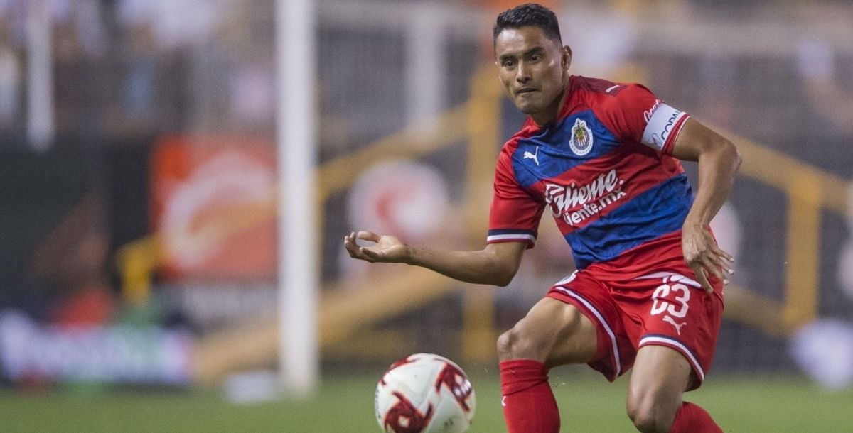 Chivas Rayados Liga MX Clausura 2020 Influenza Gallito Vázquez Chofis