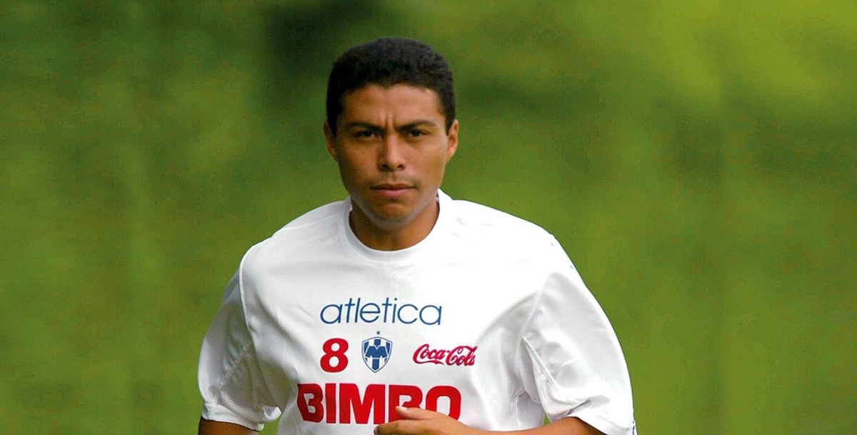 Héctor Castro, Pirata Castro, Rayados, Passarella, Monterrey, Chivas