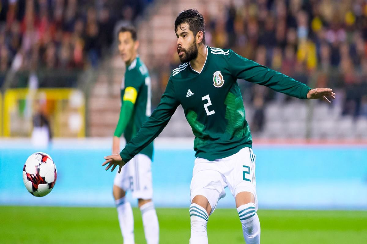 Néstor Araujo Selección Mexicana México Oswaldo Alanís Hugo Ayala