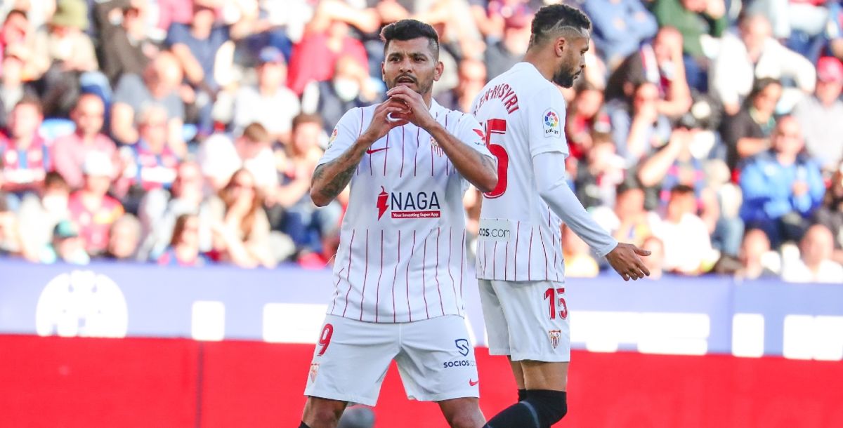 Sevilla, Jesús Corona, Tecatito, Levante, LaLiga, gol, doblete, España