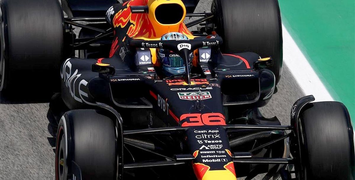 F1, Fórmula Uno, Red Bull Racing, Juri Vips, racismo, homofobia, Sergio Checo Pérez, Max Verstappen