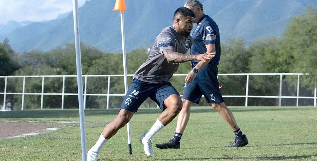 Rayados, Rodrigo Aguirre, lesión, Pumas, León, Necaxa, lesión de rodilla derecha