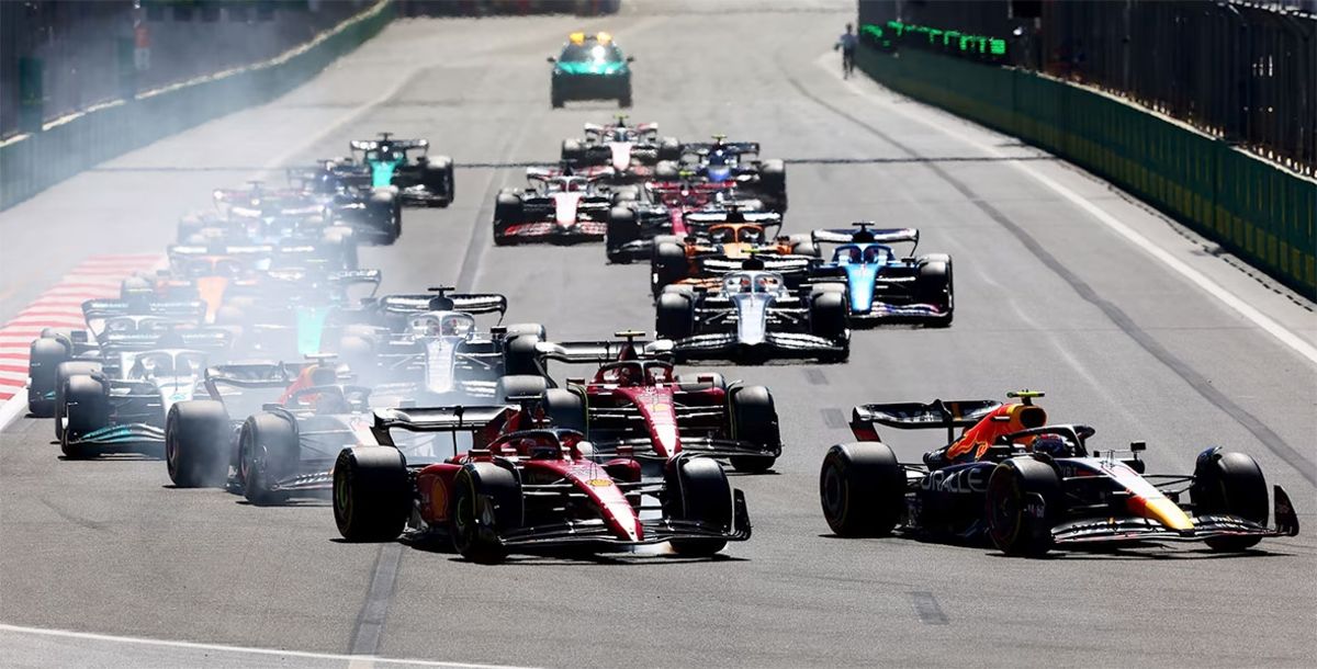 F1, Gran Premio de Azerbaiyán, Bakú, Sprit, Checo Pérez, Max Verstappen, Red Bull Racing, Mercedes, Ferrari