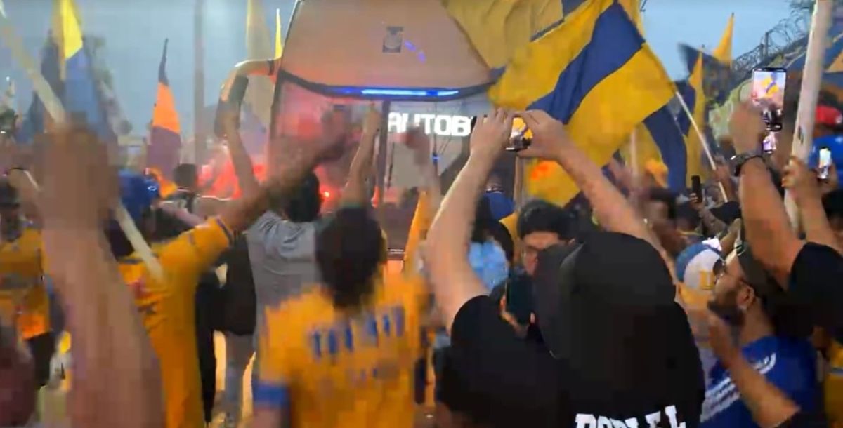 Liga MX, Clausura 2023, Tigres, Toluca, color, previo, estadio universitario, pasillo