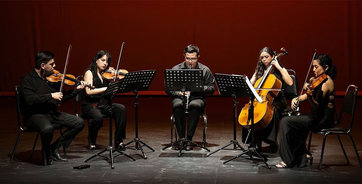 Música, Temporada de Música 2024, Weber y Brahms, Clarinete y cuarteto de cuerdas Entre luz y sombras, Teatro del Centro de las Artes, Parque Fundidora, Roberto Flores, Ricardo Hamaury Gómez, Jimena Escobedo, Andrea Olvera, Xiadani Yamilet Alejos