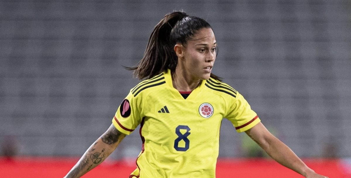 Rayadas, Monterrey, Marcela Restrepo, refuerzo, quien es, cómo juega, Amelia Valverde