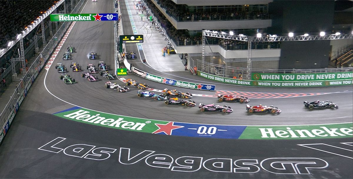 F1, Gran Premio de Las Vegas, Estados Unidos, Sergio Checo Pérez, Max Verstappen, Red Bull Racing, McLaren, Ferrari, Mercedes, carrera