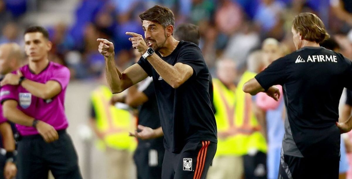 Tigres, Chivas, Liga MX, Veljko Paunovic, estadísticas