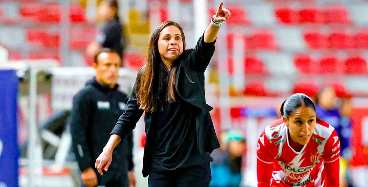 Lupita Worbis, Necaxa, Centellas, Liga MX Femenil, altas y bajas de jugadoras para el Apertura 2025