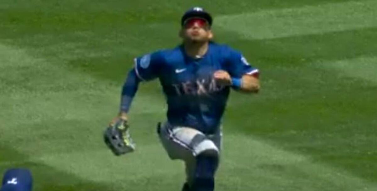 MLB, Grandes Ligas, Rangers, Texas, Alejandro Osuna, Mexicano, debut en Grandes Ligas