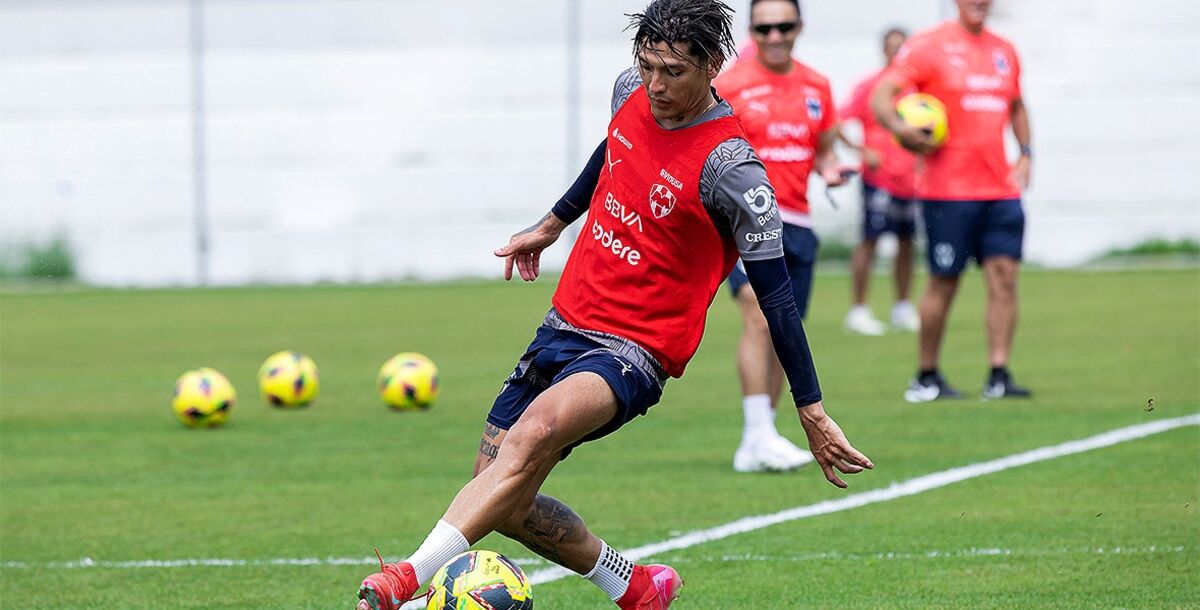 Rayados, Monterrey, Domènec Torrent, El Barrial, Stefan Medina, primer entrenamiento