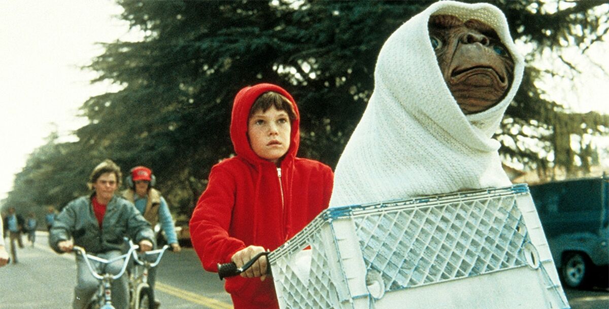Cine, E.T., el extraterrestre. Steven Spielberg, Columbia Pictures, 11 de junio de 1982, La guerra de las galaxias