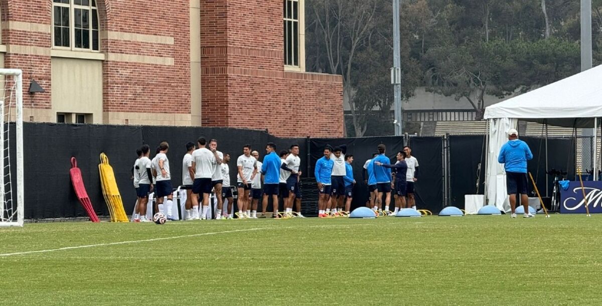 Rayados, entrenamiento, Mundial de Clubes, River Plate, Domenec Torrent, Santiago Mele, Sergio Ramos