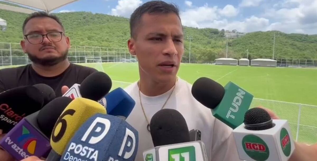 liga mx, apertura 2025, rayados, roberto de la rosa, entrenamiento, zona mixta