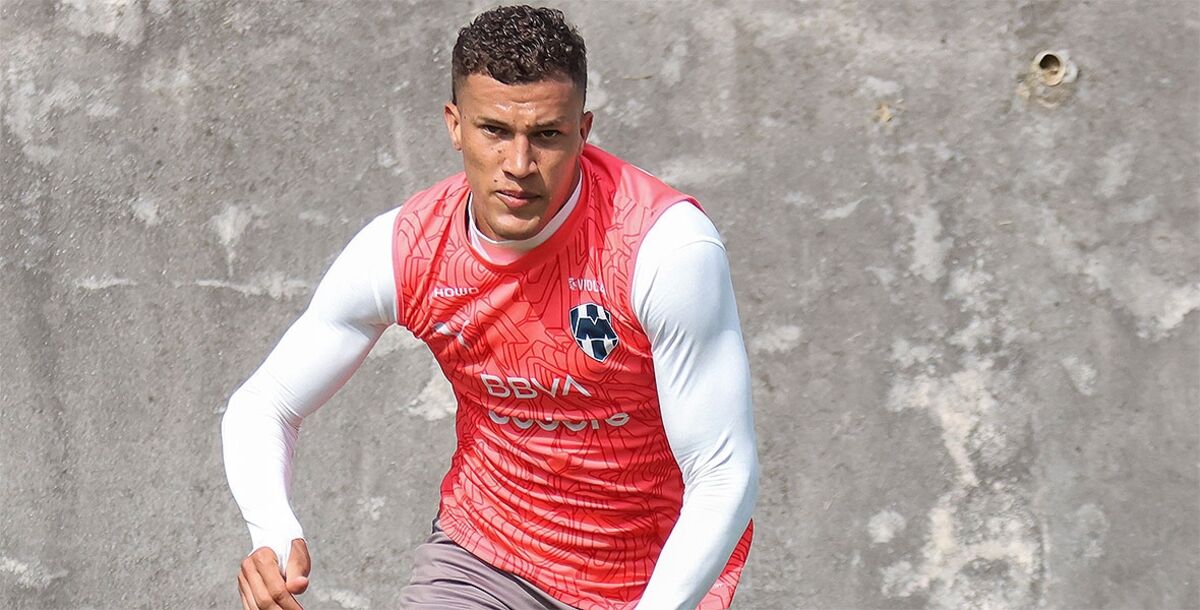 Nelson Deossa, Rayados, Monterrey, Liga MX, Apertura 2025, bajas, Héctor Moreno, Jordi Cortizo, Sergio Canales, Esteban Andrada, Lucas Ocampos