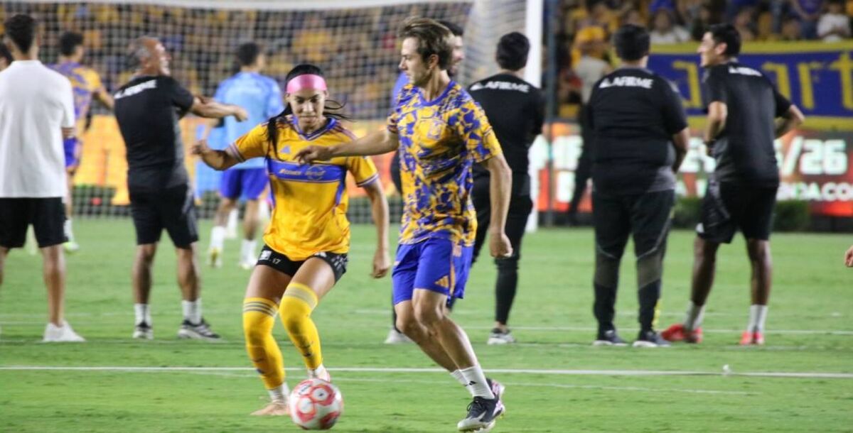 liga mx, liga mx femenil, tigres, tigres femenil, entrenamiento, estadio universitario, puertas abiertas, convivio con afición