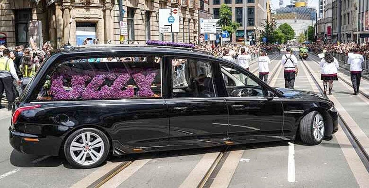 Ozzy Osbourne, funeral, cortejo fúnebre, adiós, 