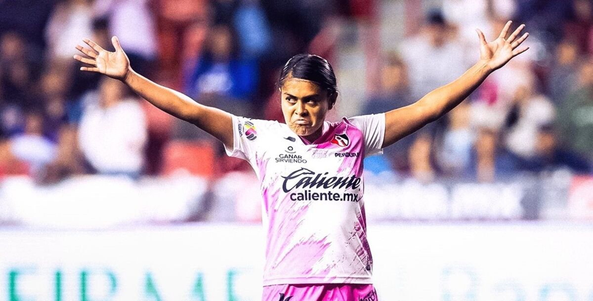 Brenda Cerén, Atlas Femenil, Atlas, delantera, El Salvador, doblete,