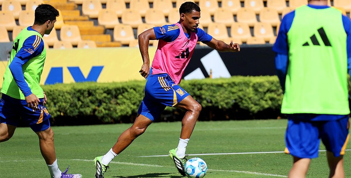 Tigres, Santos, entrenamiento, Diego Lainez, Ozziel Herrera, Juan Purata, Joaquim