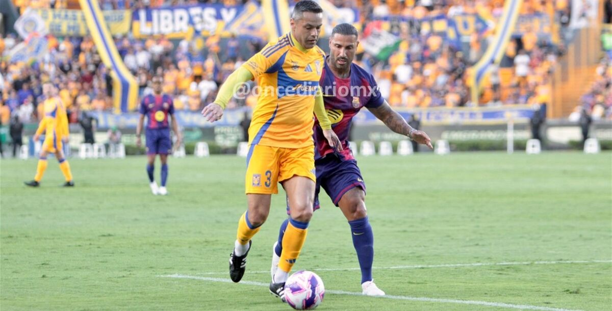 Leyendas de Tigres, Barça Legends, Estadio Universitario, David Villa, Lucas Lobos, Damián Álvarez, Juninho, Jesús Dueñas, Héctor Mancilla, Rafael Sóbis, Claudio Nuñéz, José Rivas