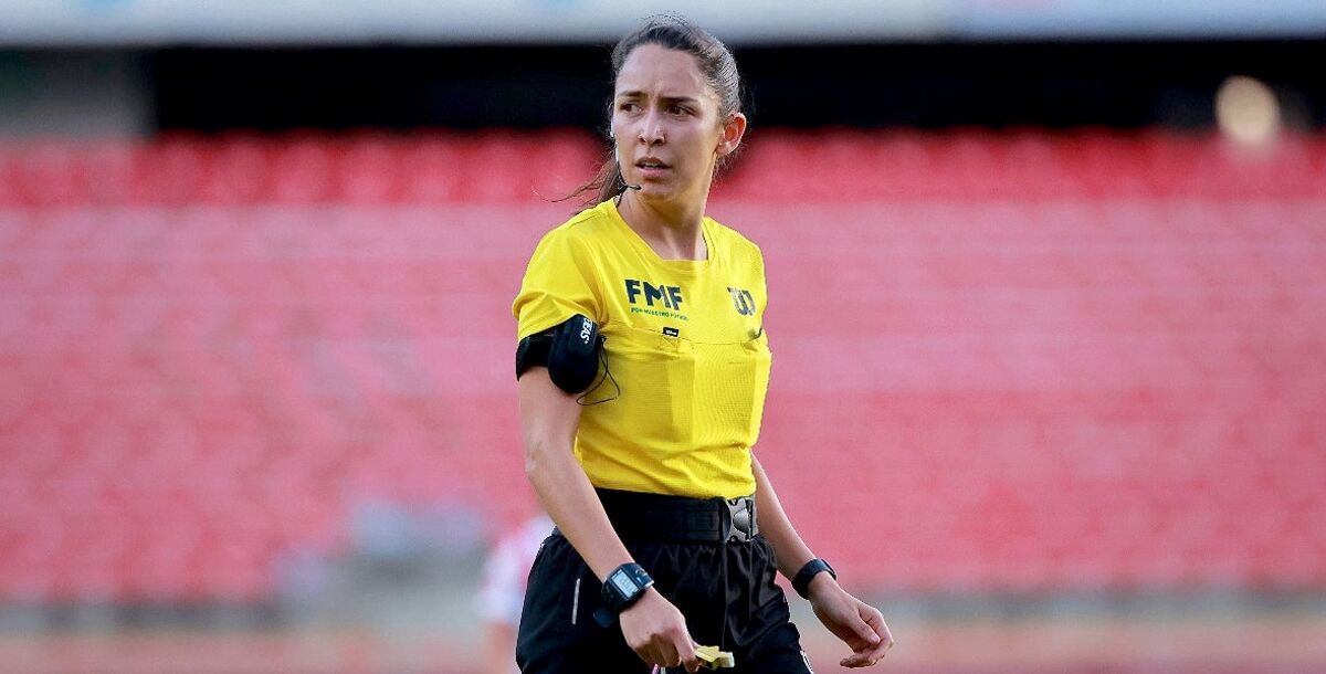 Ana Paola Hernández Ortíz, Tigres Femenil, Rayadas, Liga MX Femenil, Apertura 2025, Jornada 10, Estadio Universitario, arbitraje