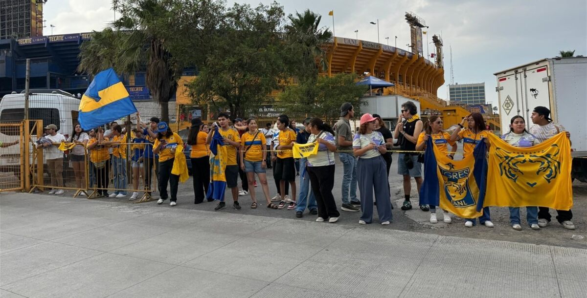 el color, Clásico Nacional Femenil, Tigres, Rayadas, edición 45, San Nicolás, Jornada 10. Estadio Universitario, afición