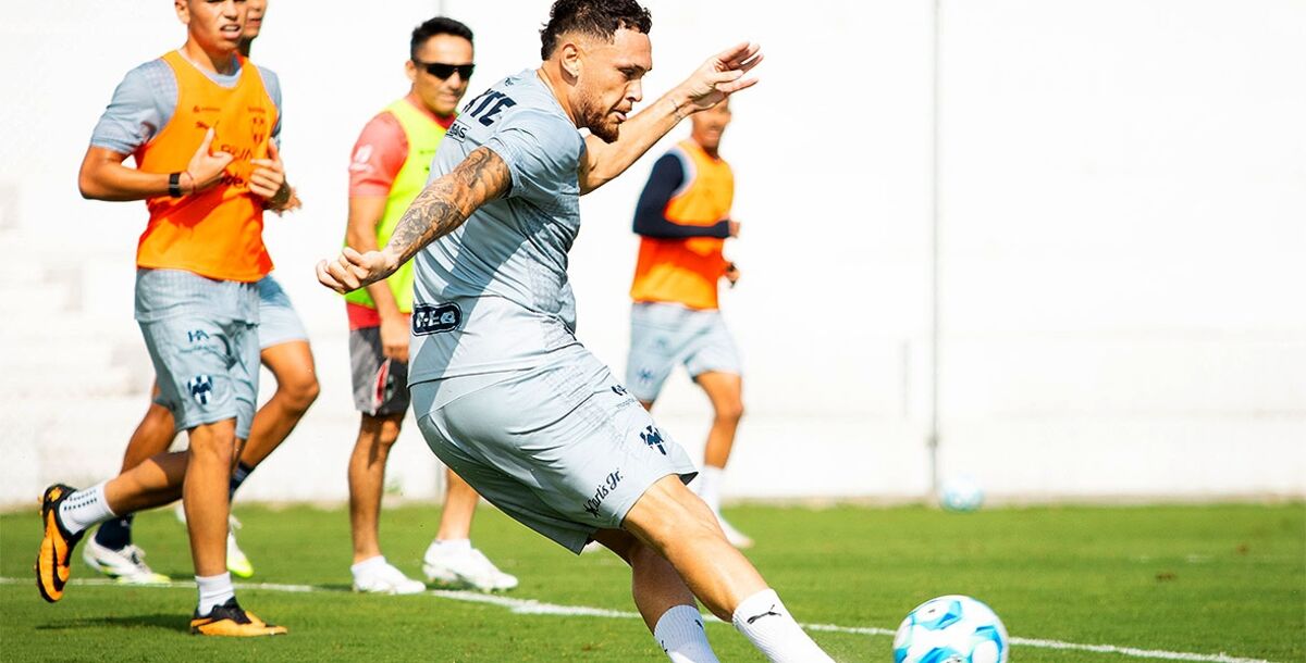 Rayados, Querétaro, Sergio Ramos, Domènec Torrent, entrenamiento, Liga MX, Apertura 2025, Jornada 8, Gallos Blancos