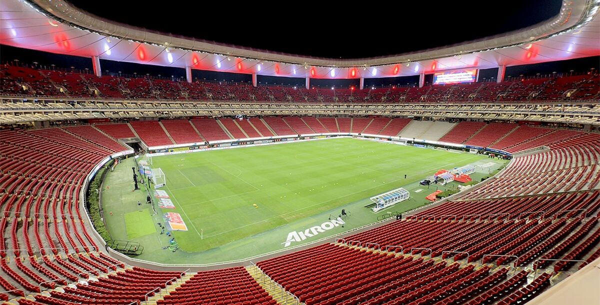 Tigres, Chivas, Guadalajara, Liga MX, Apertura 2025, Jornada 1, Estadio Akron, crónica, resultado, goles