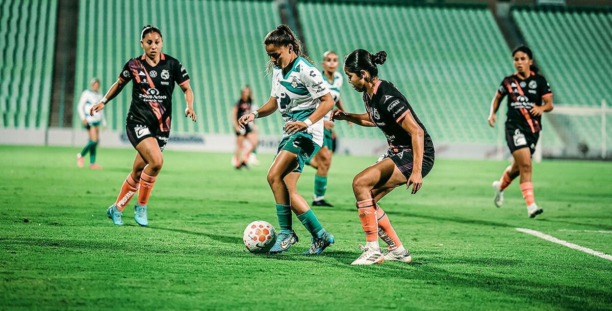 Santos, Puebla, Guerreras, Enfranjadas, Liga MX Femenil, Apertura 2025, Jornada 13, Estadio TSM Corona, crónica, resultado, goles