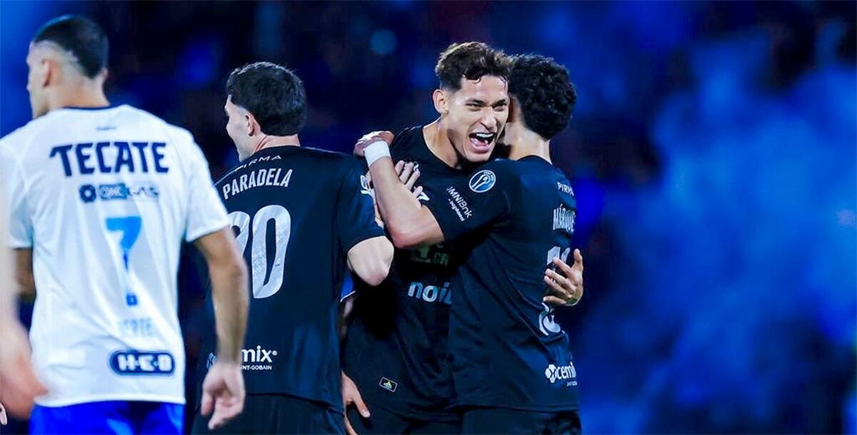 Cruz Azul, Rayados, Liga MX, Apertura 2025, Jornada 15, Estadio Olímpico Universitario, crónica, resultado, goles