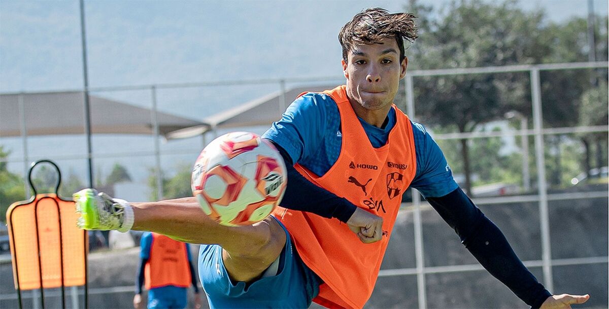 Rayados, Chivas, Guadalajara, Iker Fimbres, Sergio Ramos, Domènec Torrent, Liga MX, Apertura 2025, Jornada 17, Estadio Akron, Liguilla,