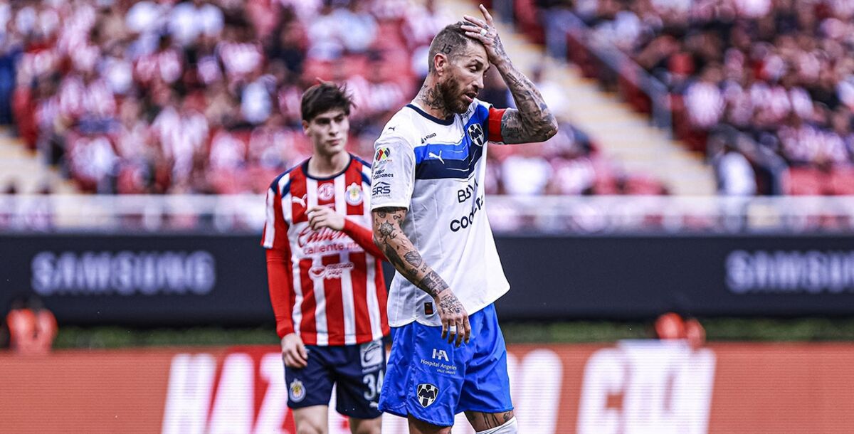 Chivas, Rayados, Guadalajara, Monterrey, Liga MX, Apertura 2025, Jornada 17, Estadio Akron, crónica, resultado, goles