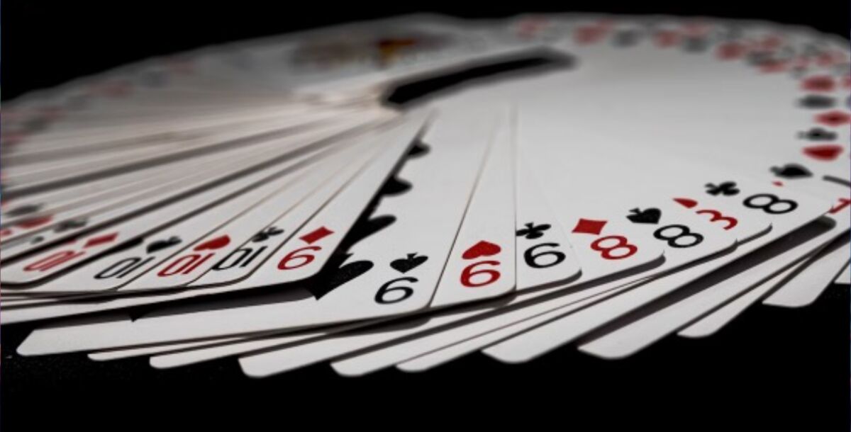 El, Baccarat, el, juego, que, conquisto, a, la, realeza, y, nunca, paso, de, moda