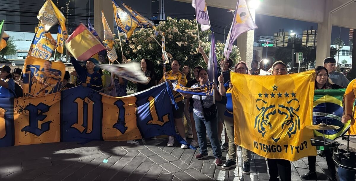 Liga MX Femenil, Tigres Femenil, Final, Apertura2025, afición, serenata